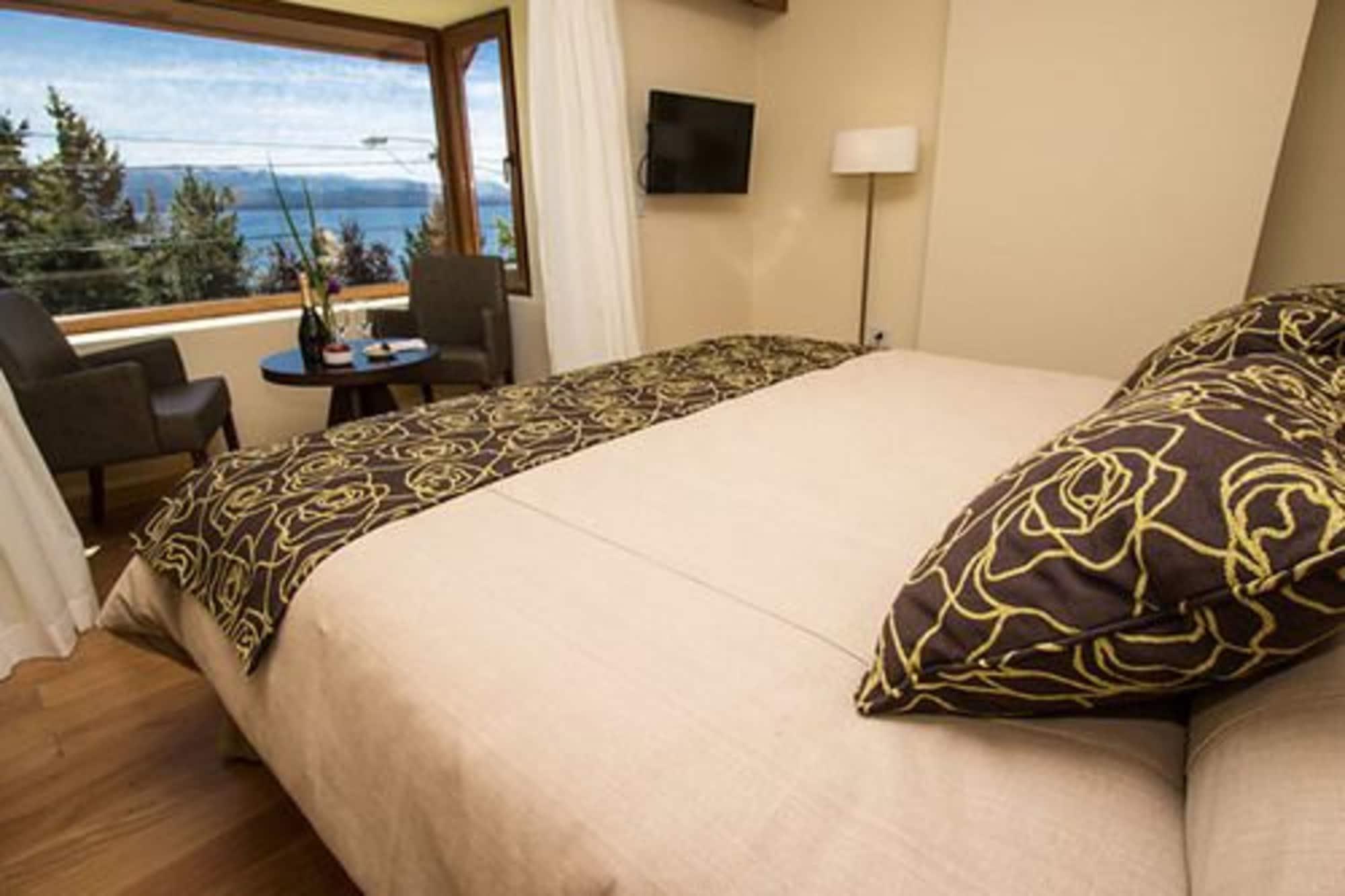 Los Robles Apart & Spa Aparthotel San Carlos de Bariloche Exterior photo