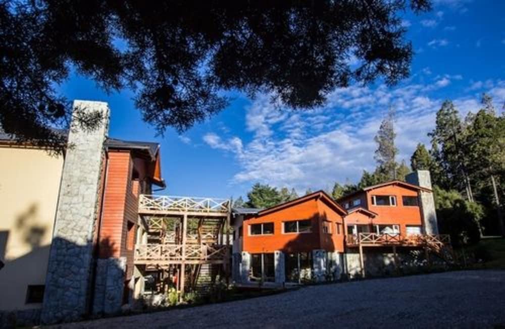 Los Robles Apart & Spa San Carlos de Bariloche Exterior photo