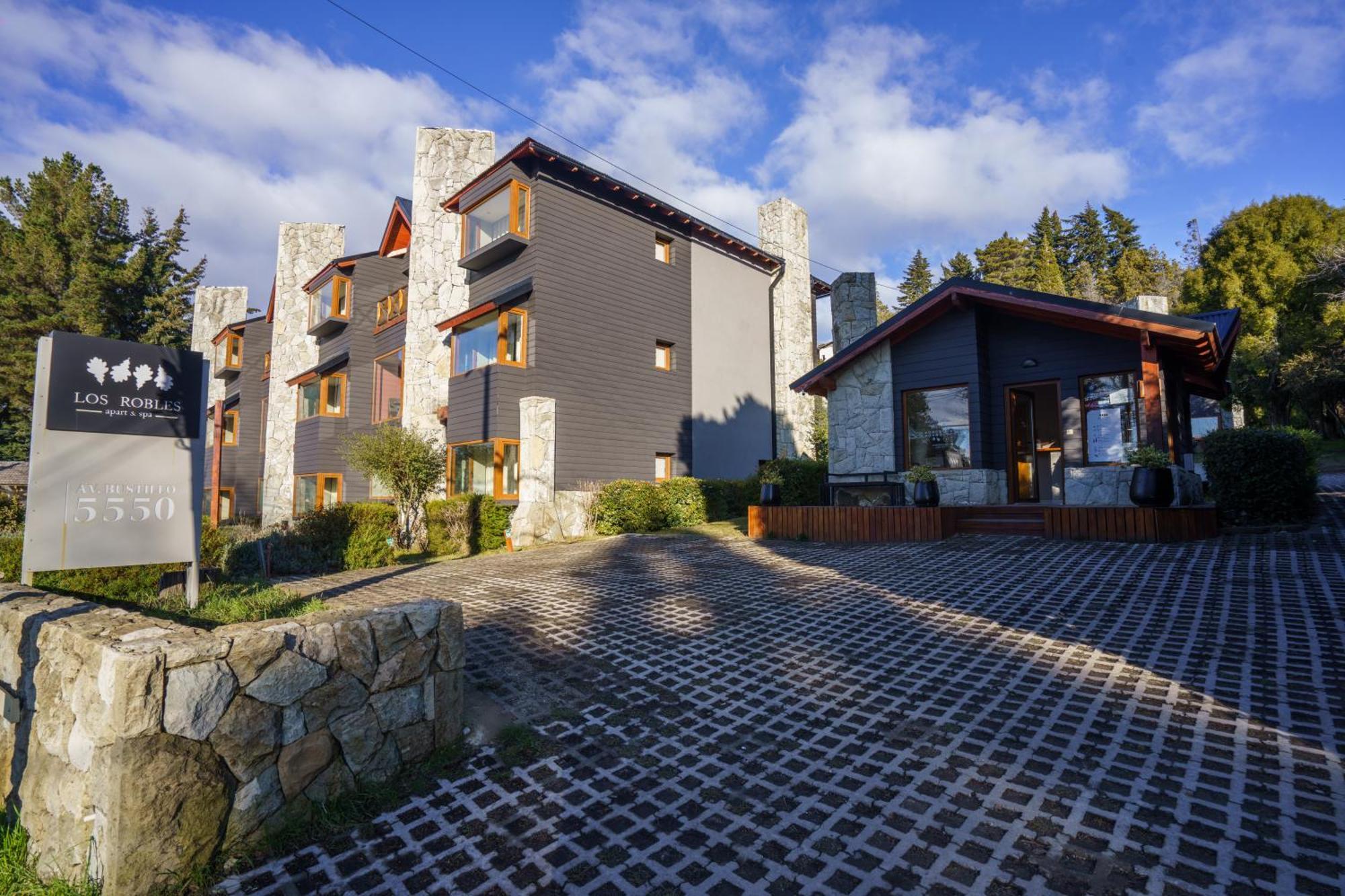 Los Robles Apart & Spa San Carlos de Bariloche Exterior photo