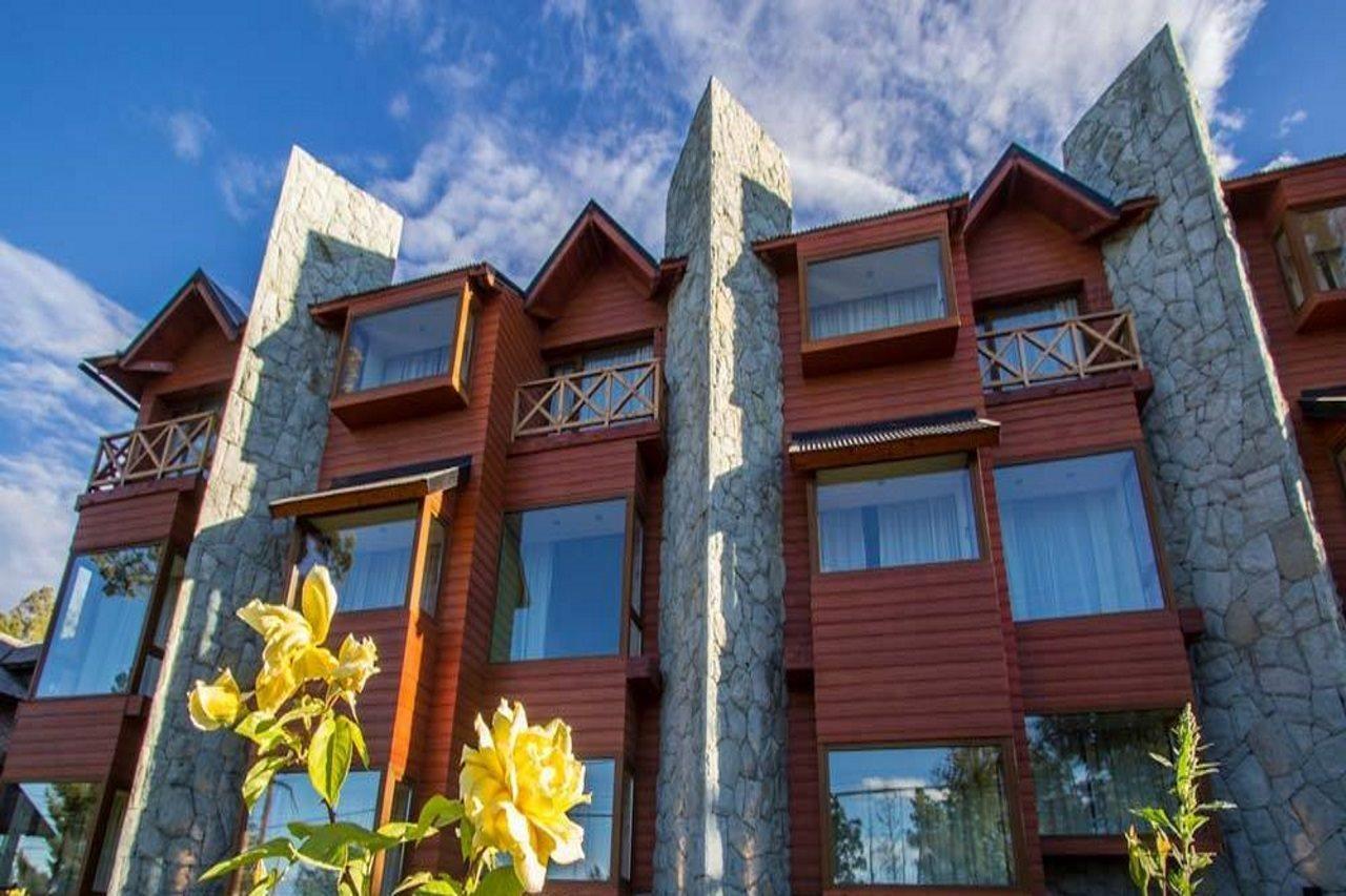 Los Robles Apart & Spa San Carlos de Bariloche Exterior photo